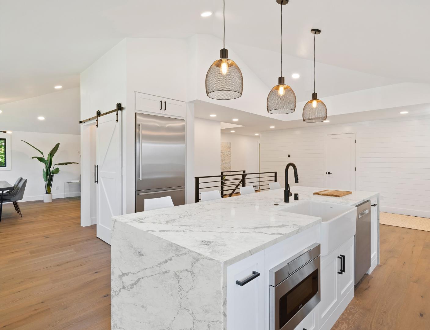 Calacatta Capri Quantum Quartz Kitchen 1