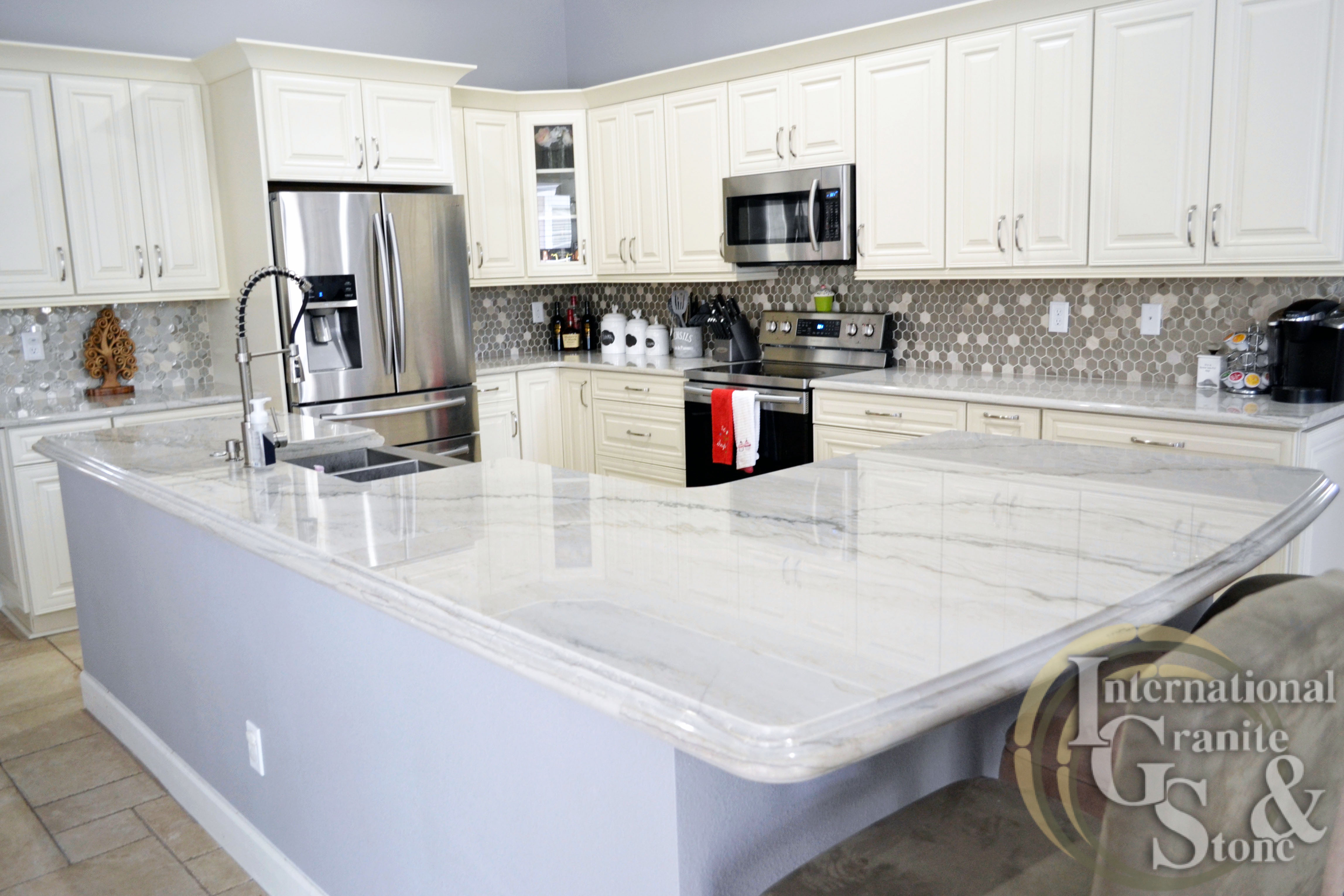 White Quartzite Kitchen Countertops In Fort Myers, Fl 1 Motley3 | Countertops