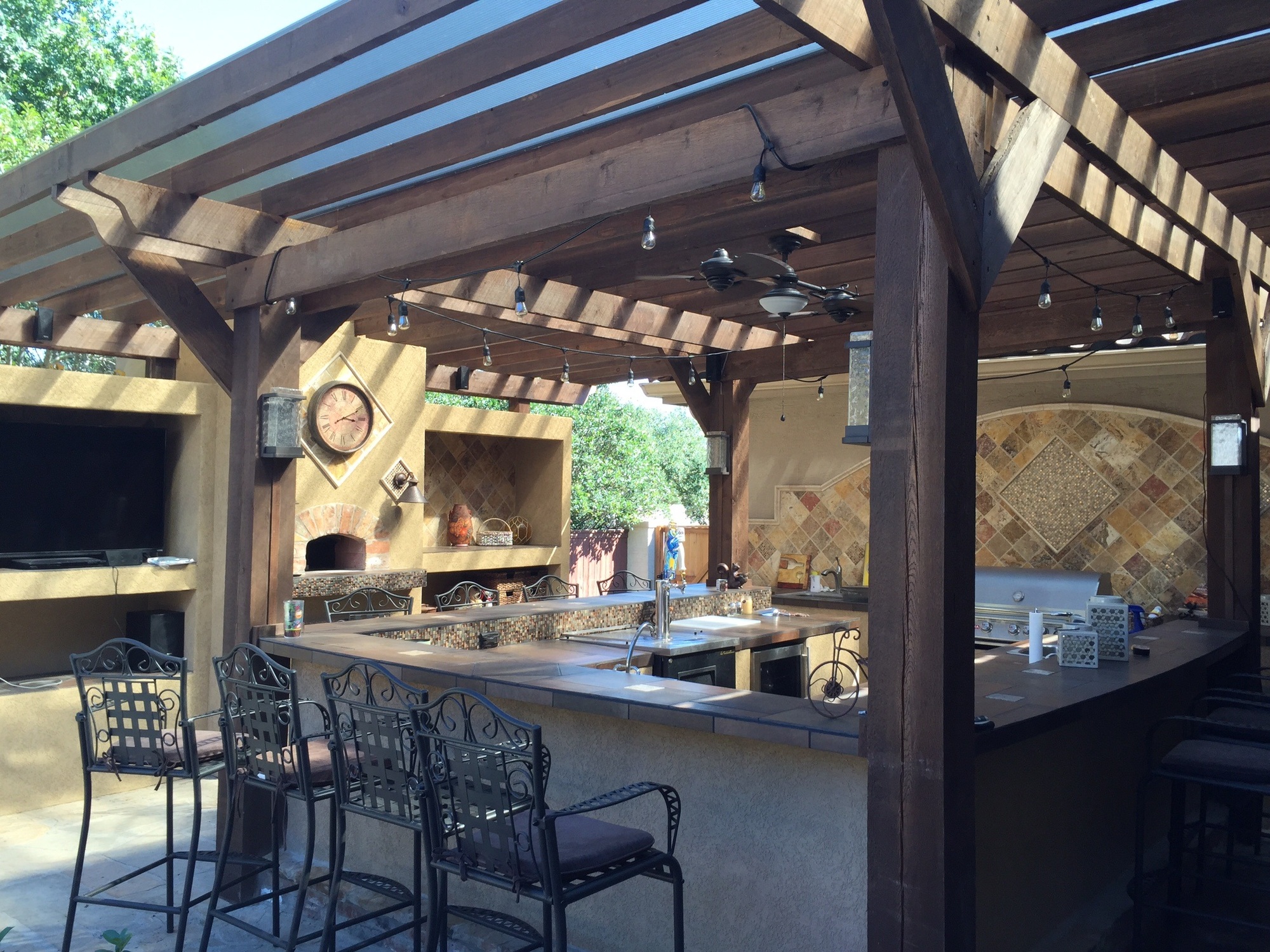 Benefits Of An Outdoor Kitchen And How To Create The Perfect Design 1 Benefits of an Outdoor Kitchen and How to Create the Perfect Design
